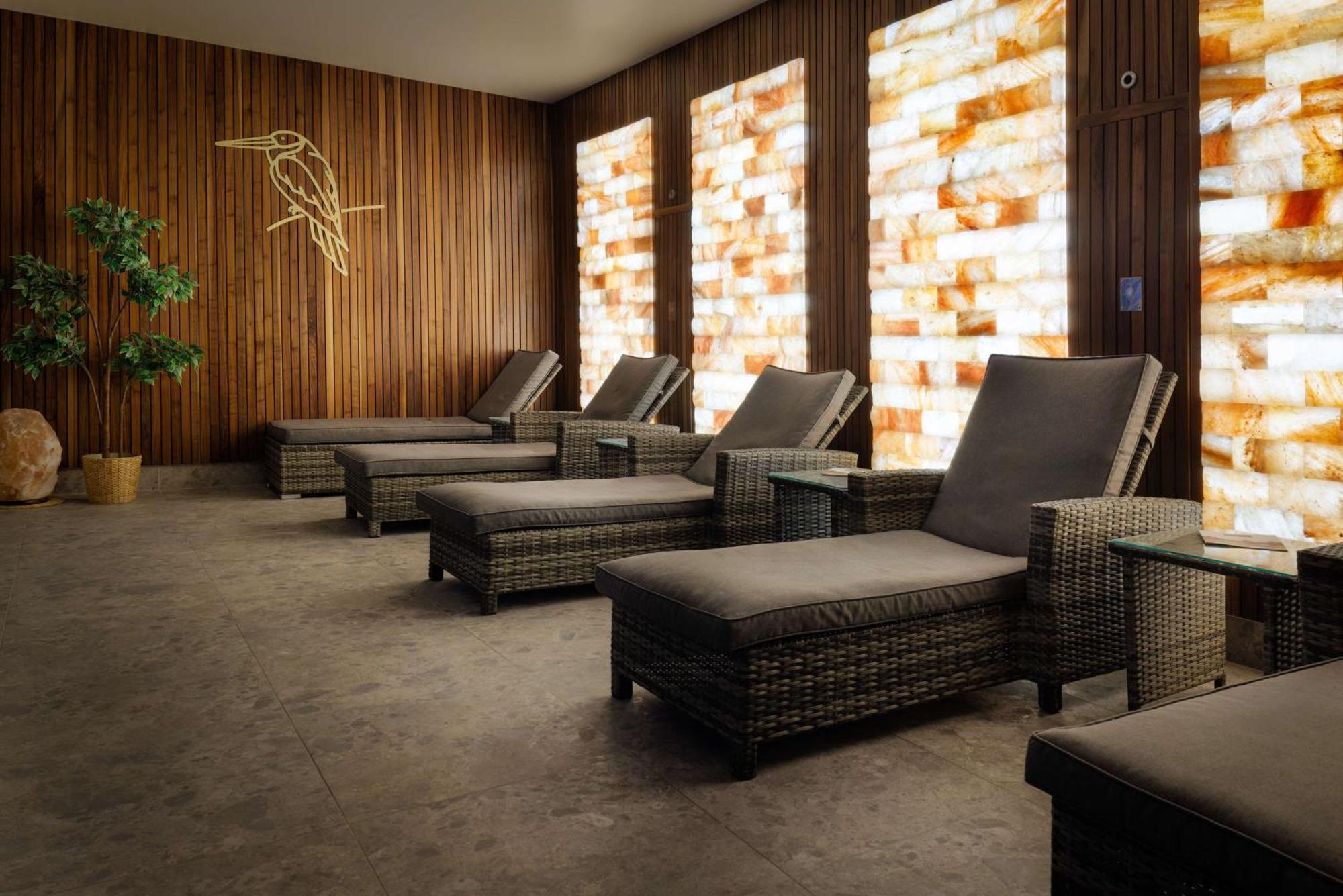 Doubletree By Hilton Belfast Templepatrick Hotel Exterior photo