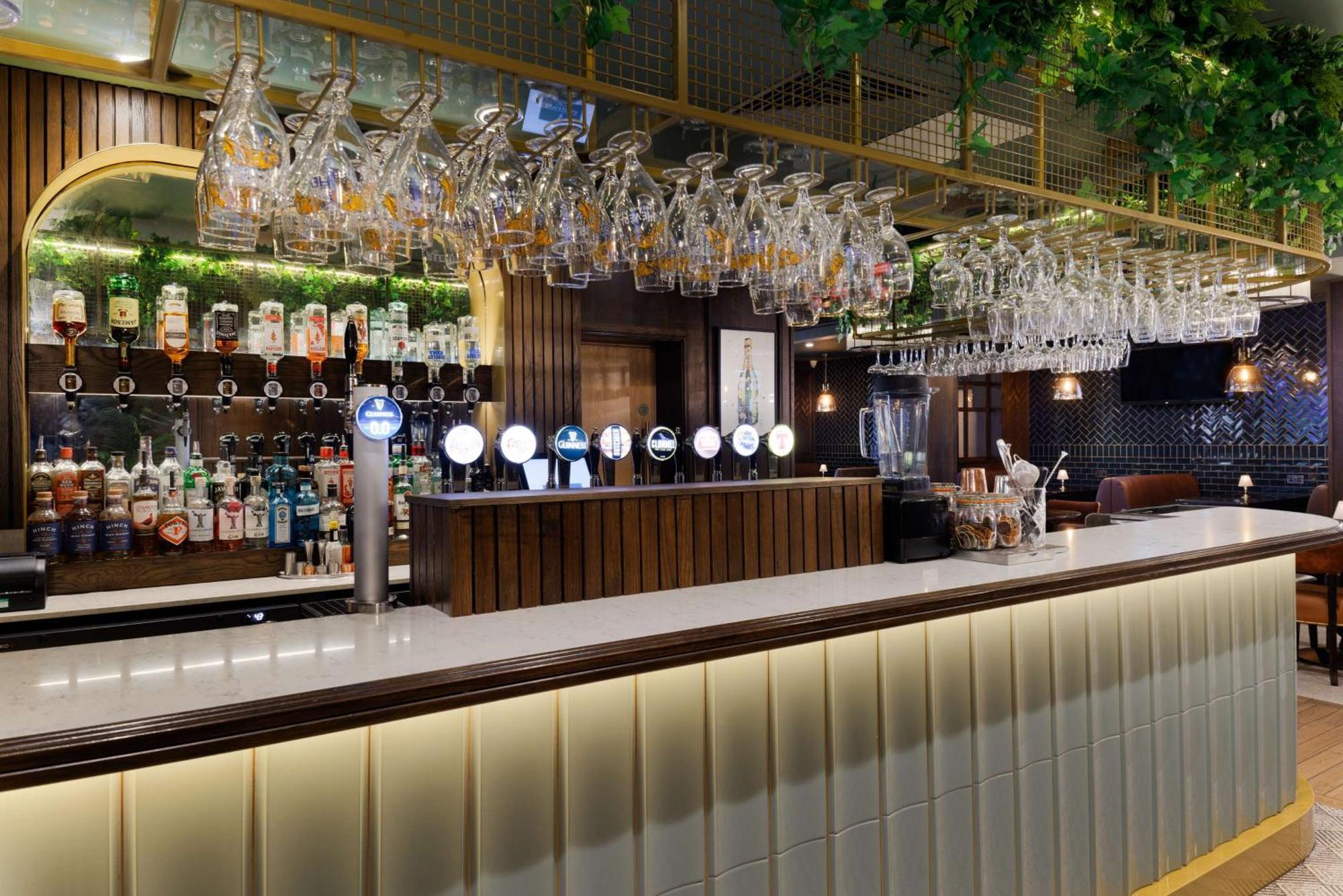 Doubletree By Hilton Belfast Templepatrick Hotel Exterior photo