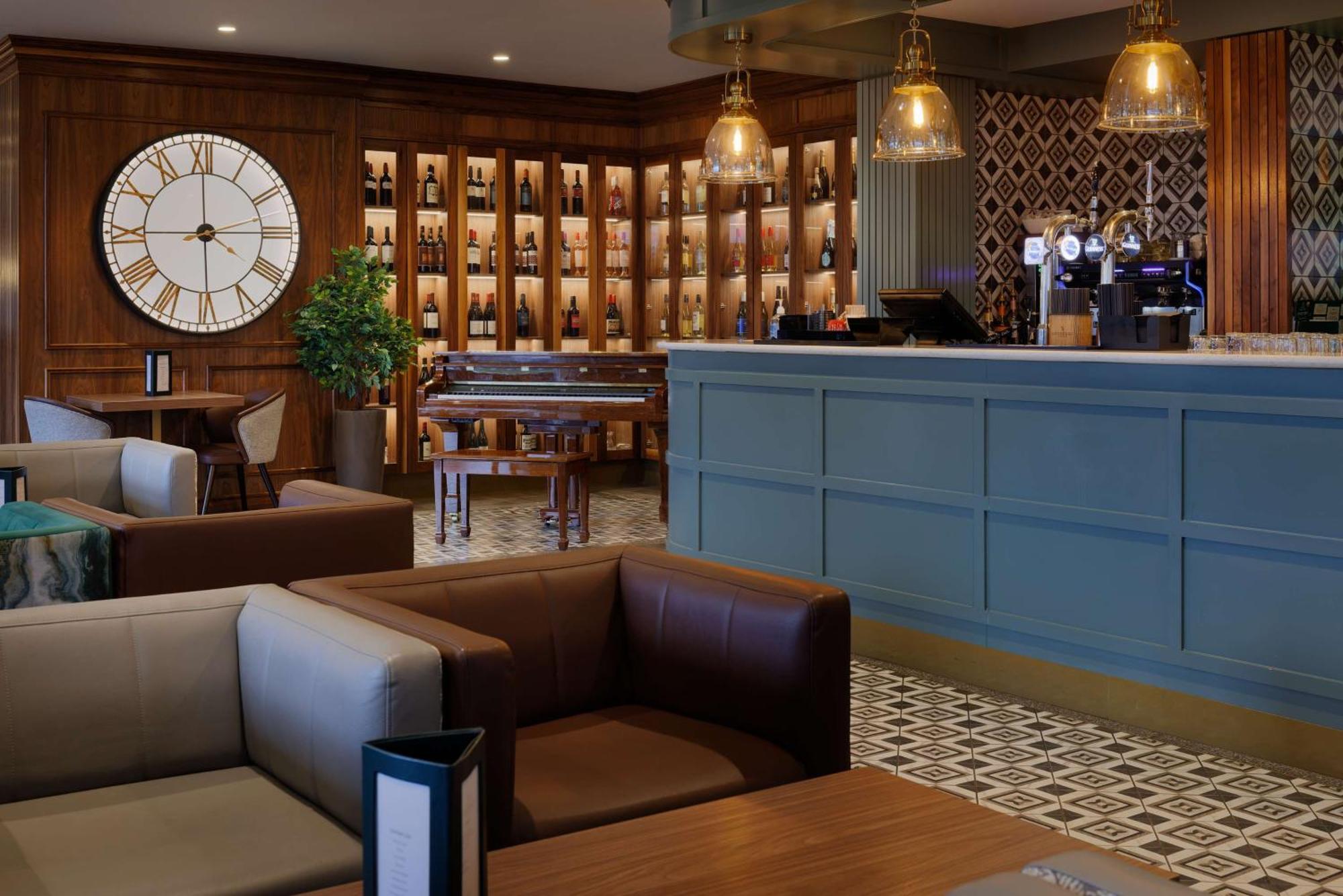 Doubletree By Hilton Belfast Templepatrick Hotel Exterior photo