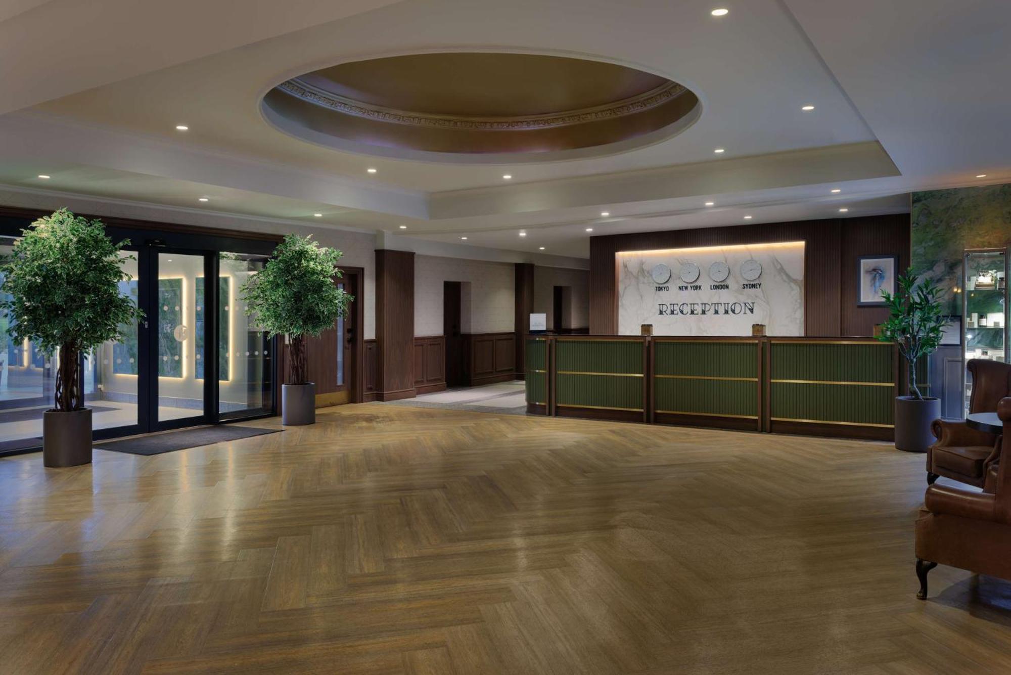Doubletree By Hilton Belfast Templepatrick Hotel Exterior photo