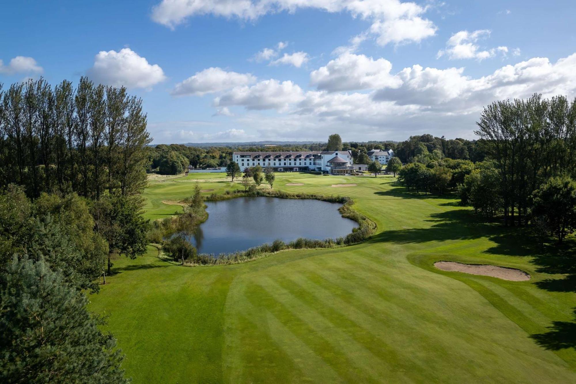 Doubletree By Hilton Belfast Templepatrick Hotel Exterior photo