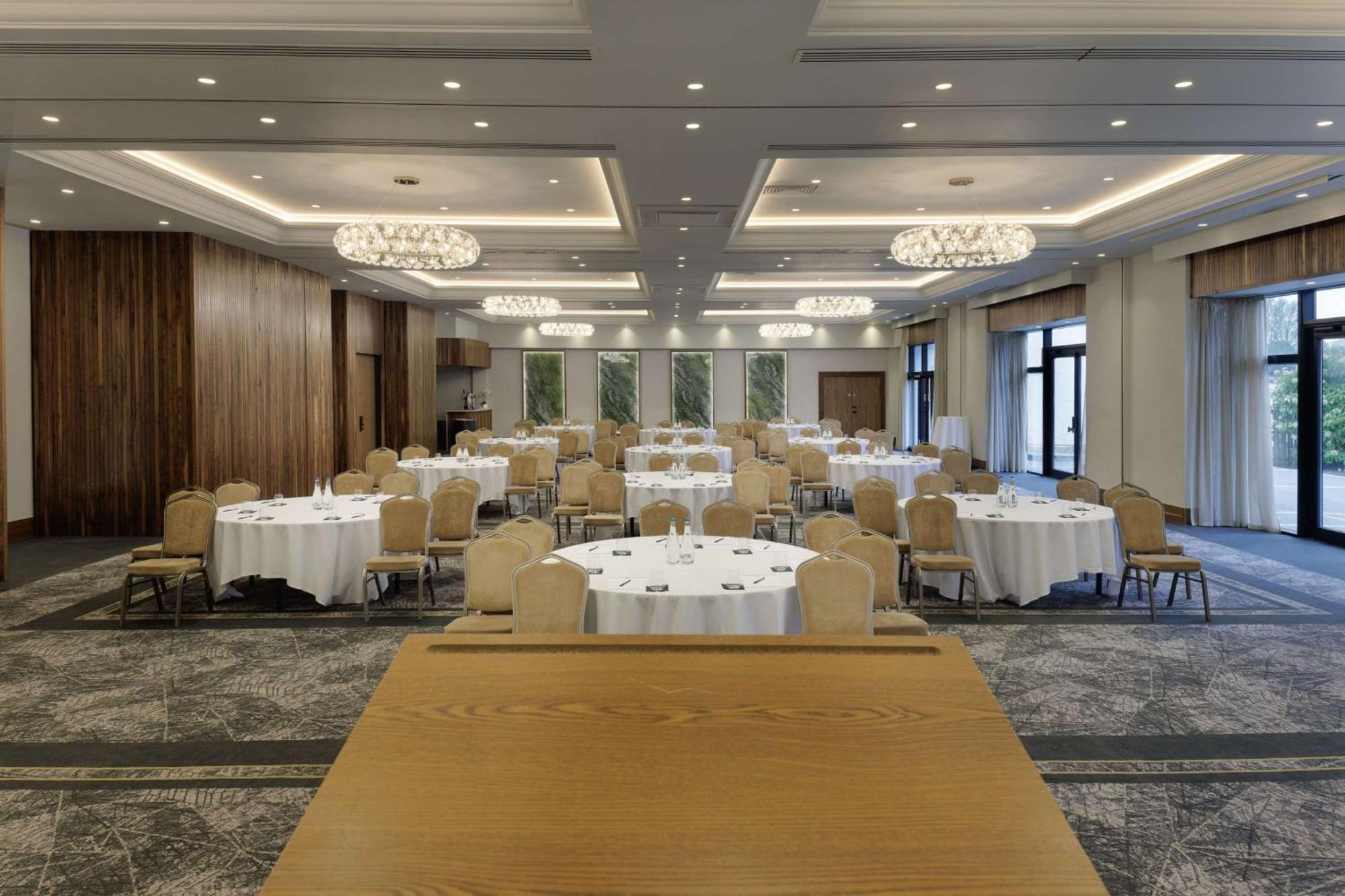 Doubletree By Hilton Belfast Templepatrick Hotel Exterior photo