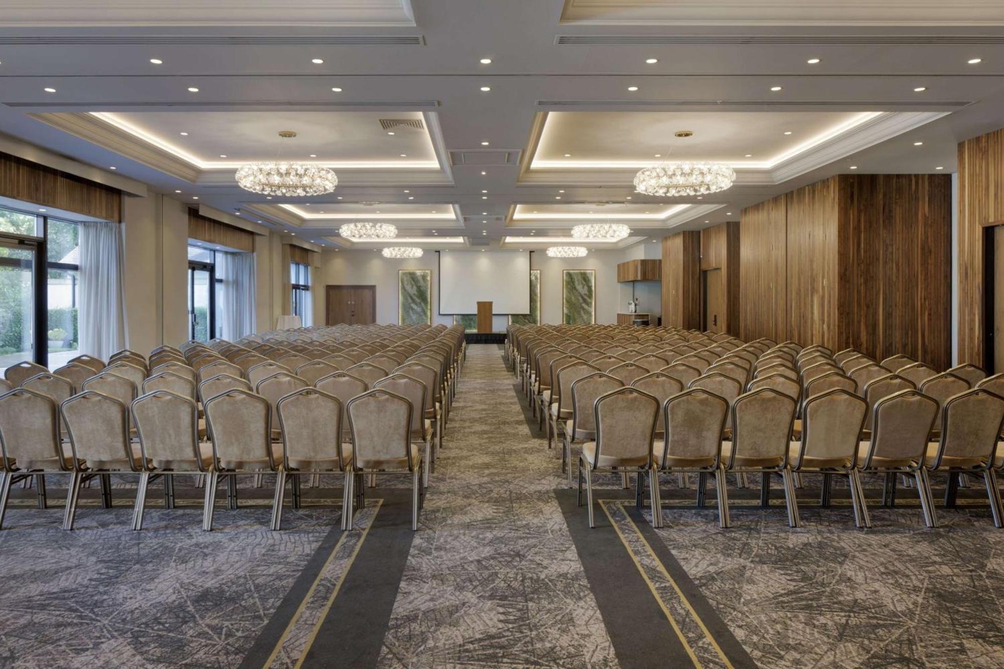 Doubletree By Hilton Belfast Templepatrick Hotel Exterior photo