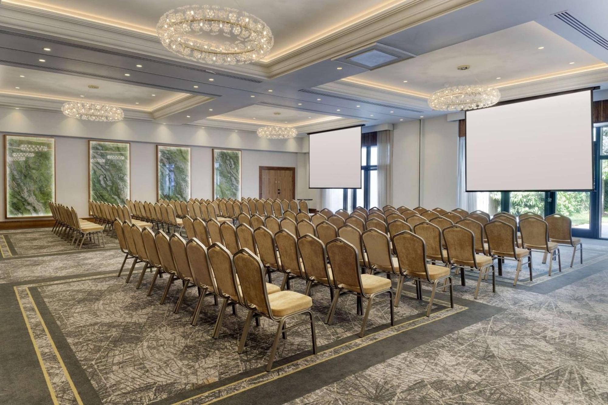 Doubletree By Hilton Belfast Templepatrick Hotel Exterior photo